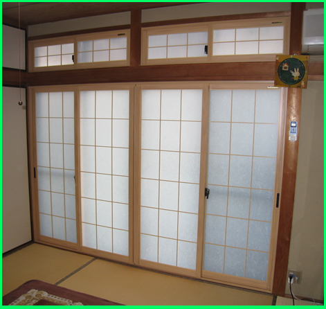 和室にある木製の紙貼障子から内窓へ